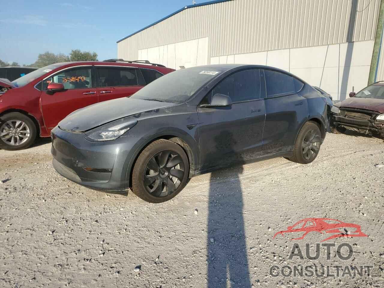 TESLA MODEL Y 2023 - 7SAYGDEE6PA058054