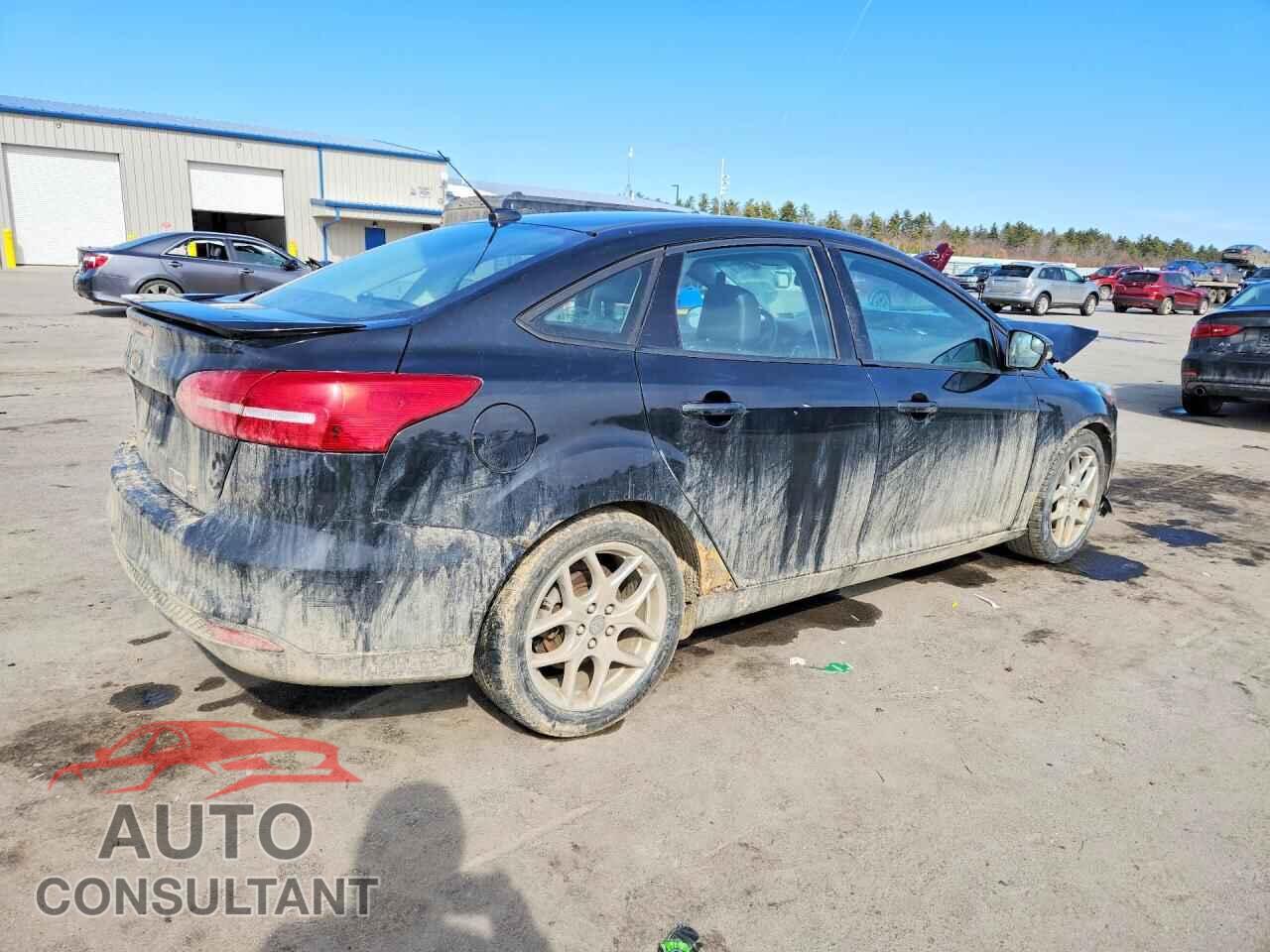 FORD FOCUS 2015 - 1FADP3F28FL330022