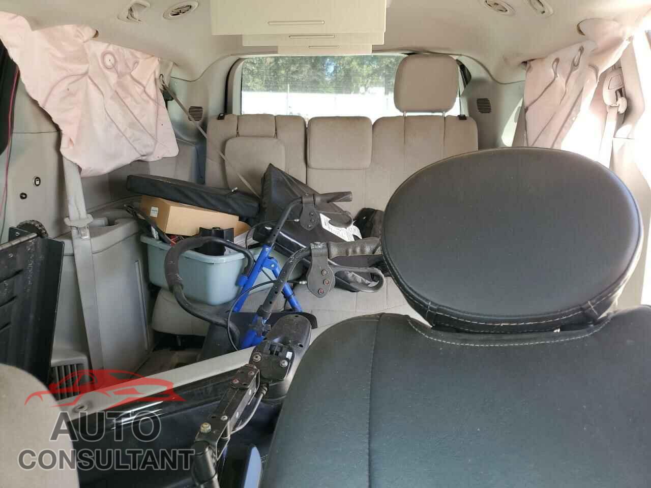 DODGE CARAVAN 2012 - 2C4RDGDG1CR366975