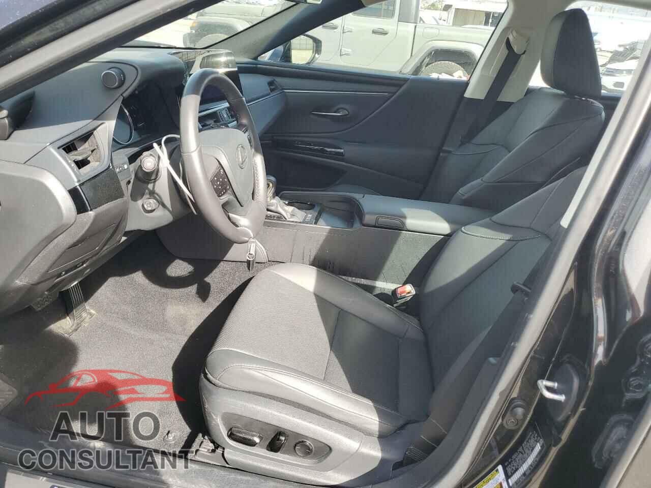 LEXUS ES300 2024 - 58ADA1C12RU049588