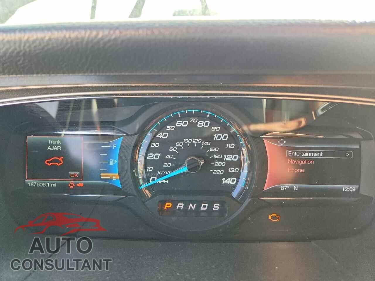 FORD TAURUS 2016 - 1FAHP2E84GG115667