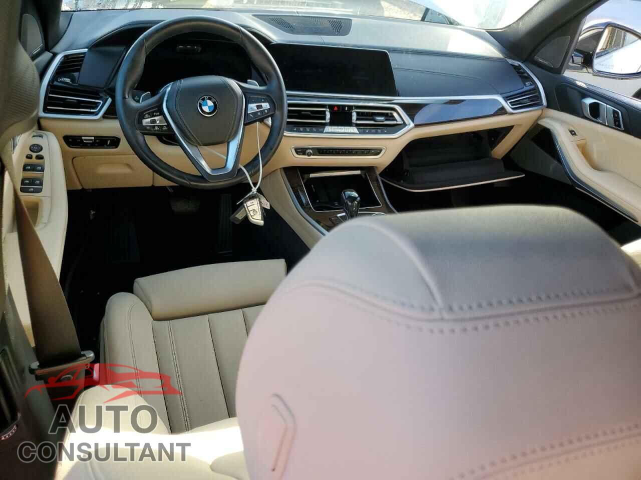 BMW X5 2021 - 5UXCR4C02M9E86335