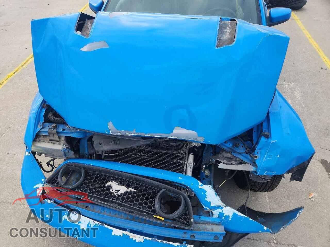 FORD MUSTANG 2014 - 1ZVBP8CF1E5259140