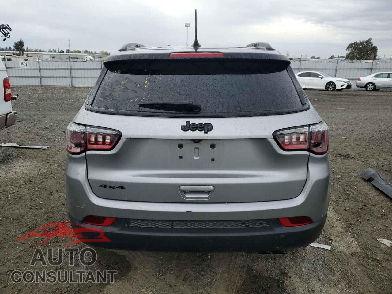 JEEP COMPASS 2020 - 3C4NJDBB9LT255813