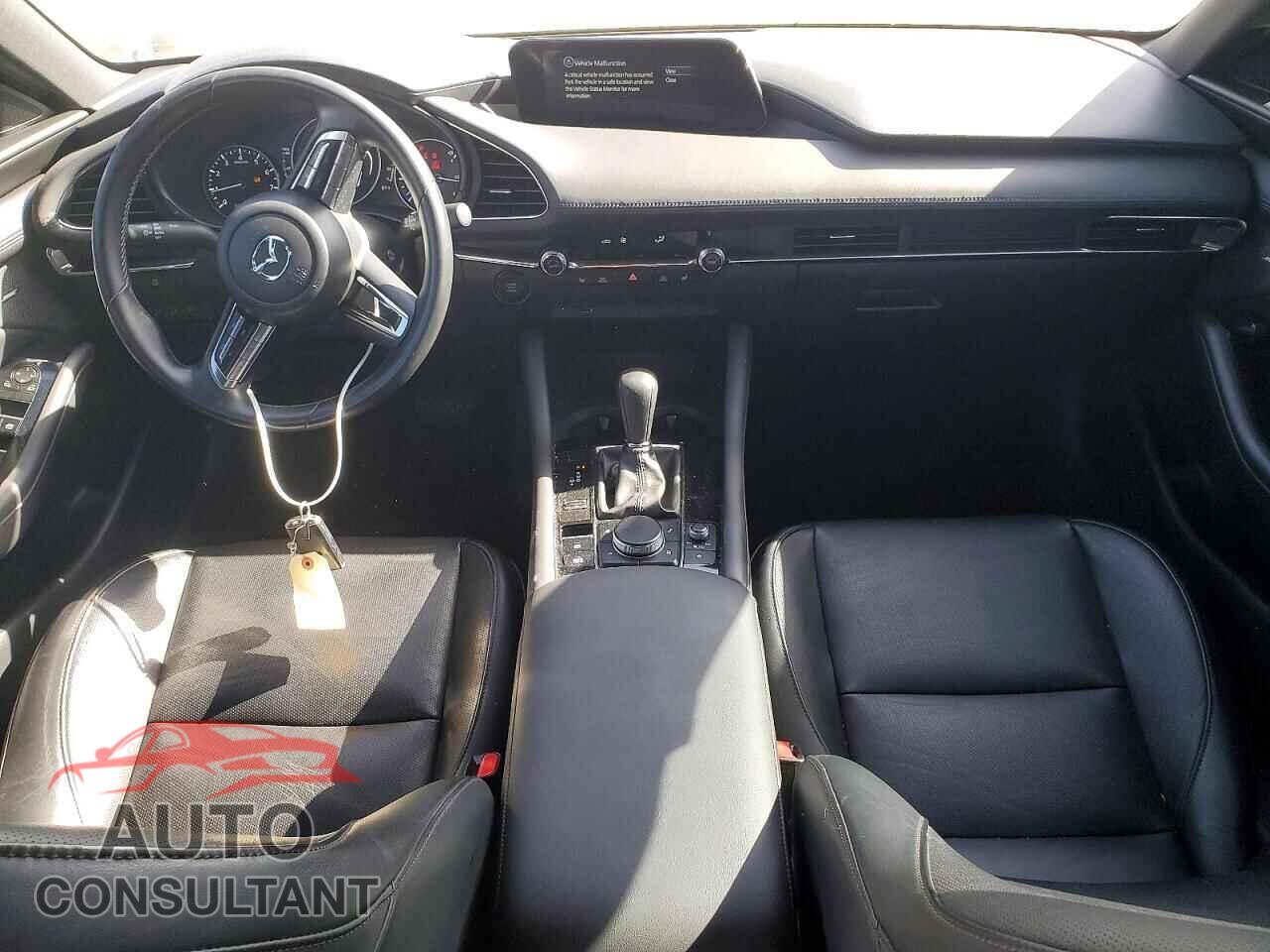 MAZDA 3 2021 - JM1BPBML1M1328516