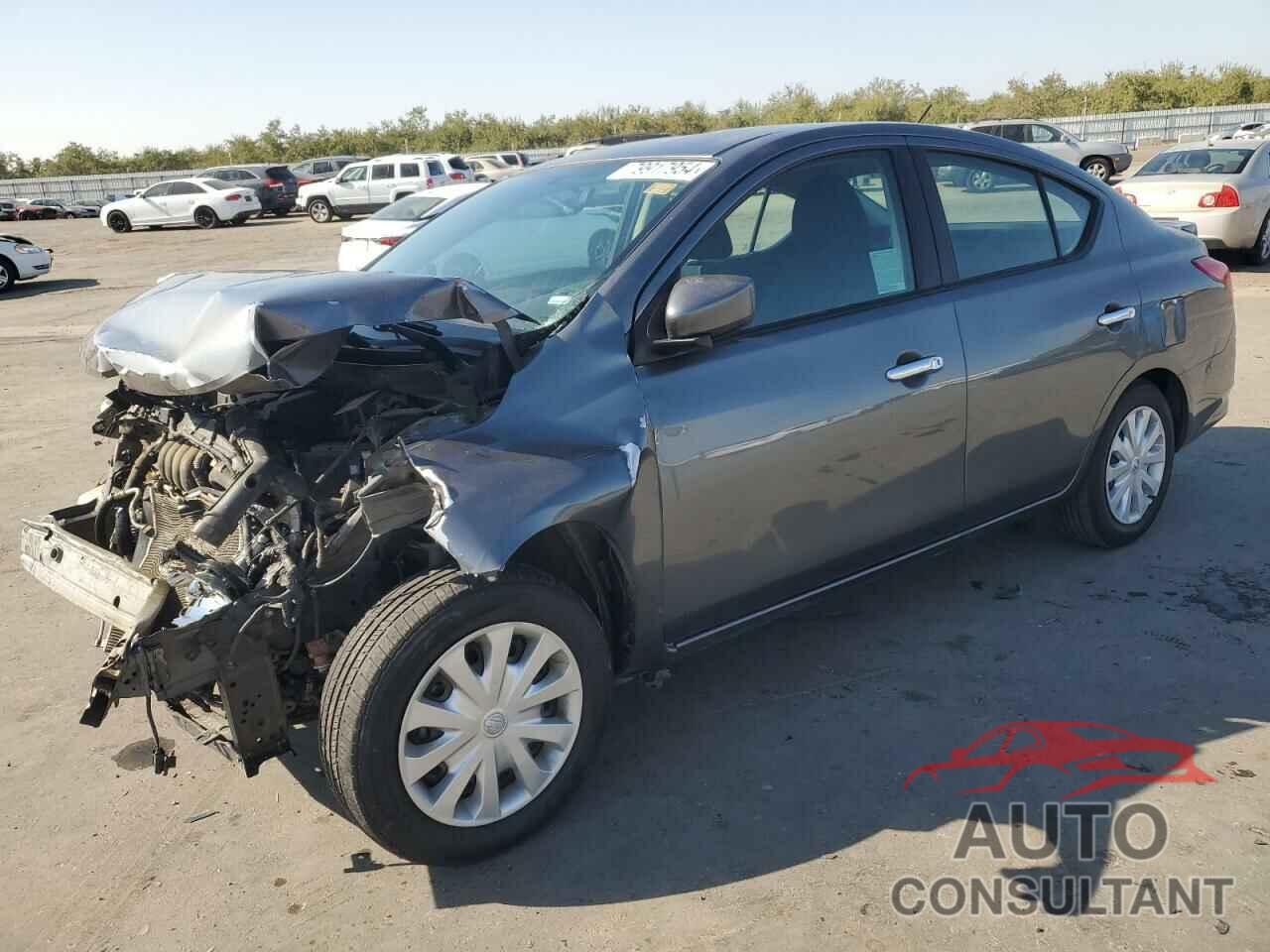 NISSAN VERSA 2019 - 3N1CN7AP0KL862470