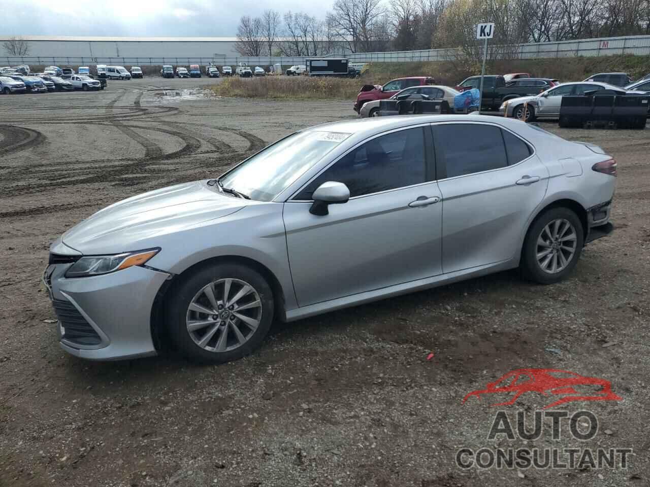 TOYOTA CAMRY 2021 - 4T1C11AK0MU561583