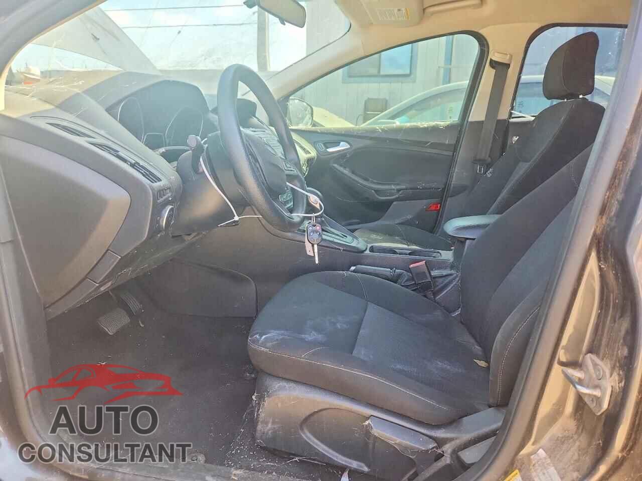 FORD FOCUS 2017 - 1FADP3FE5HL306919