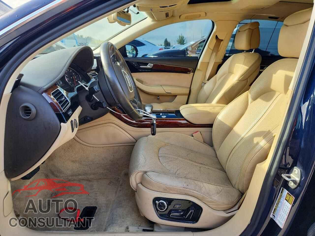 AUDI A8 2011 - WAURVAFD2BN018155