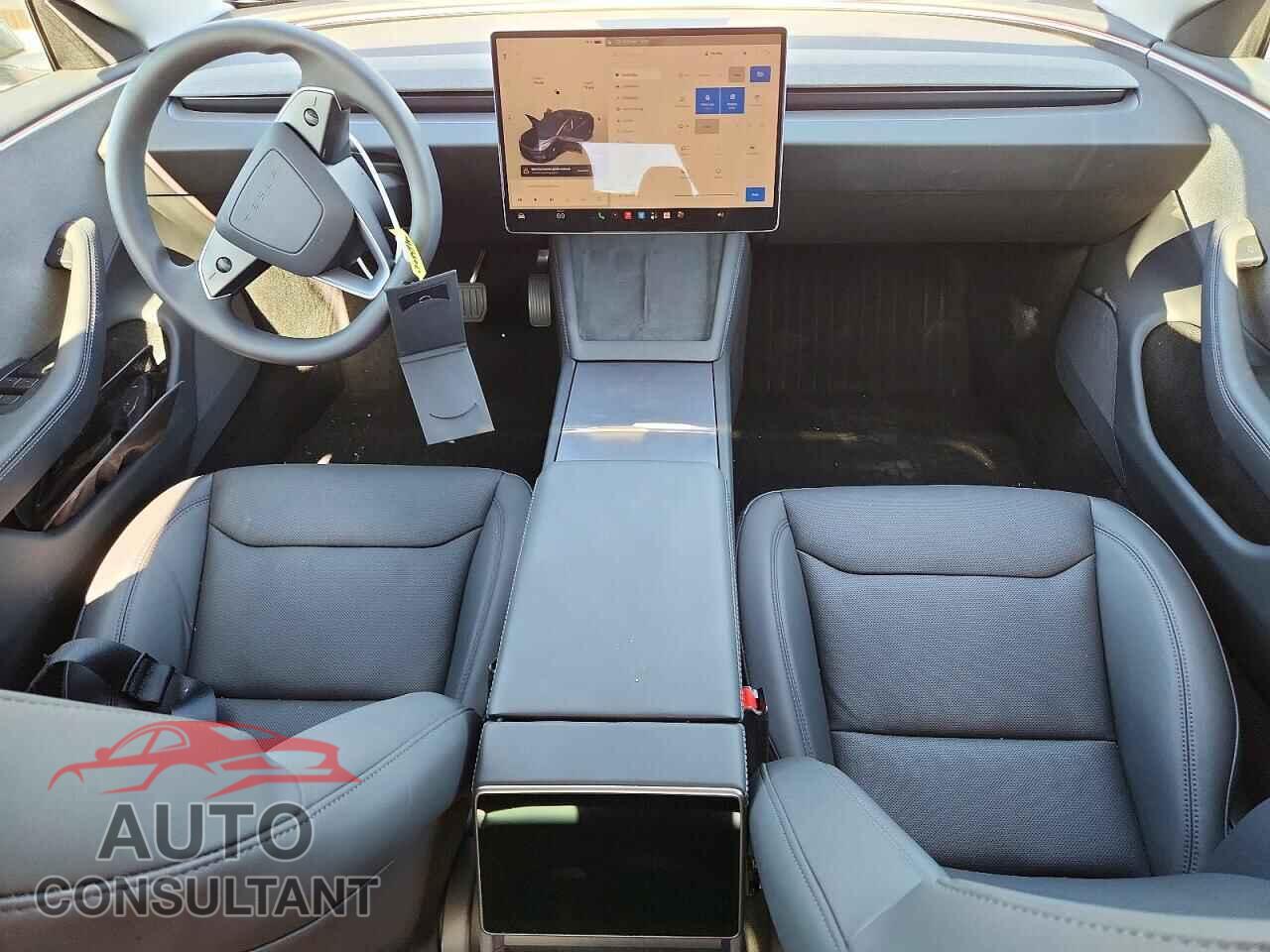 TESLA MODEL 3 2025 - 5YJ3E1EA2SF933487
