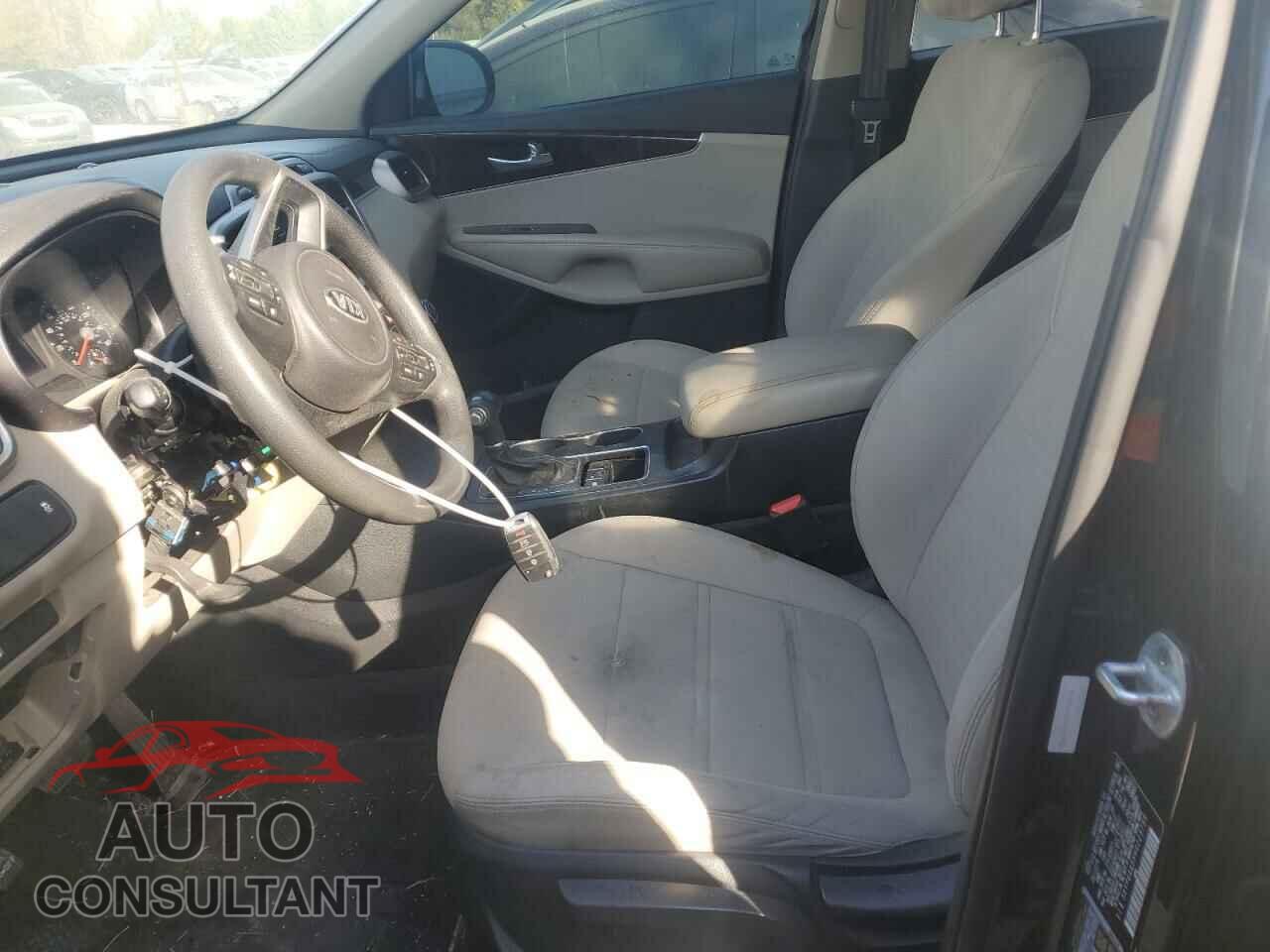 KIA SORENTO 2017 - 5XYPG4A3XHG223789
