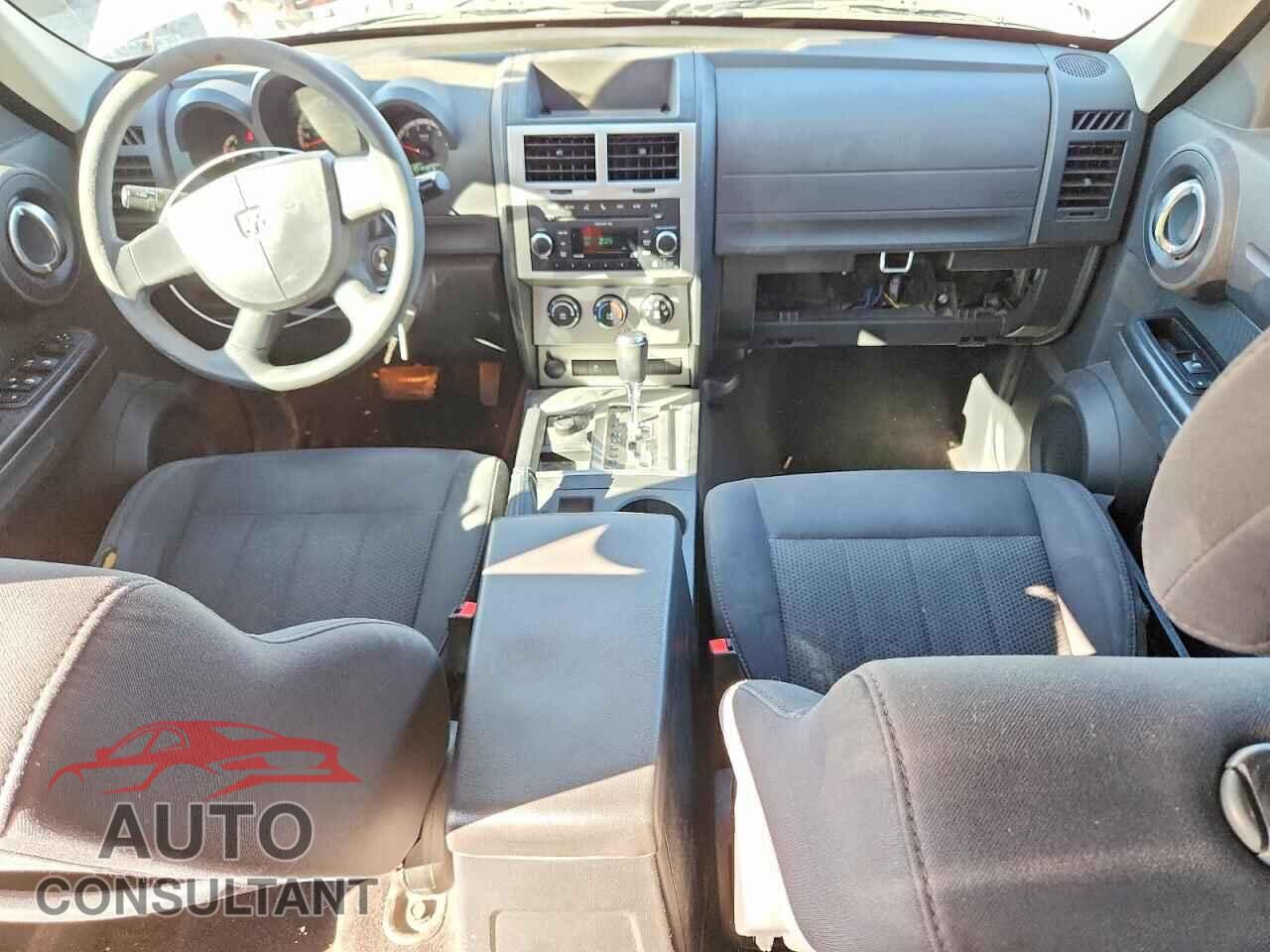 DODGE NITRO 2011 - 1D4PU2GK5BW500891