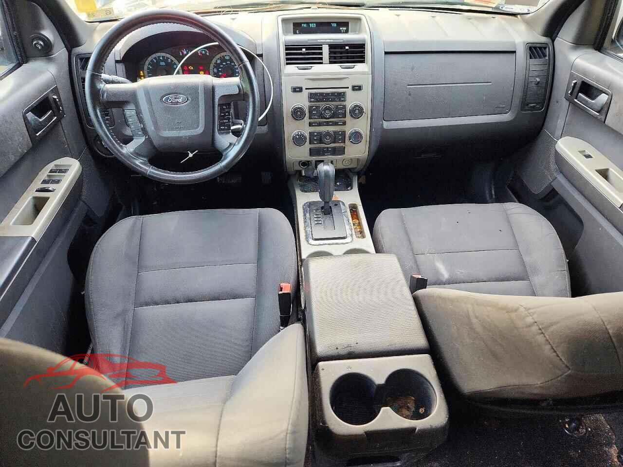 FORD ESCAPE 2011 - 1FMCU0D73BKB17499