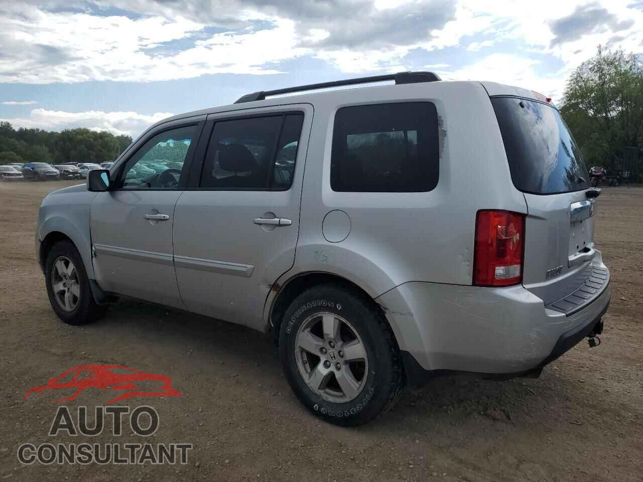 HONDA PILOT 2010 - 5FNYF4H41AB004318