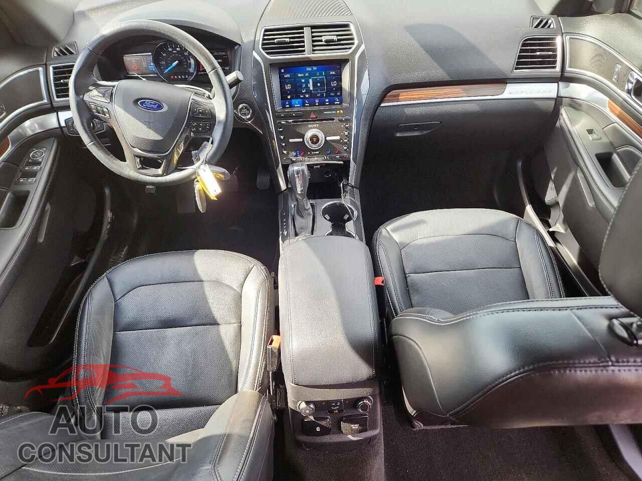 FORD EXPLORER 2018 - 1FM5K8F82JGB77469