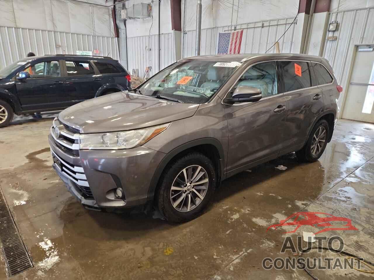 TOYOTA HIGHLANDER 2017 - 5TDJZRFH4HS431087