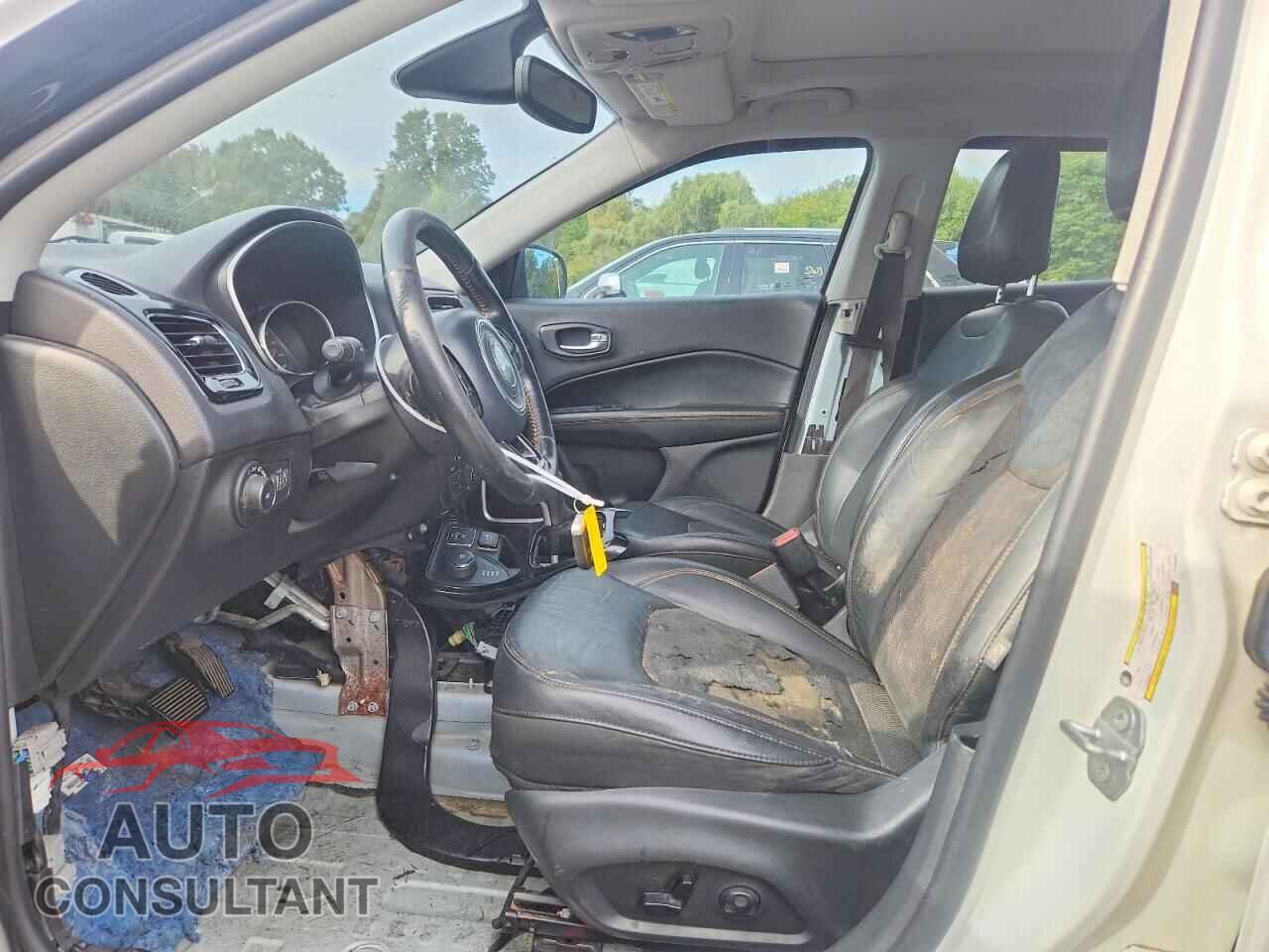 JEEP COMPASS 2018 - 3C4NJDCB6JT436346