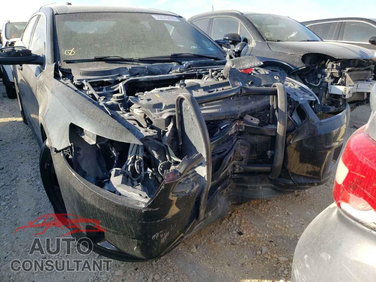 FORD TAURUS 2018 - 1FAHP2MT3JG107279