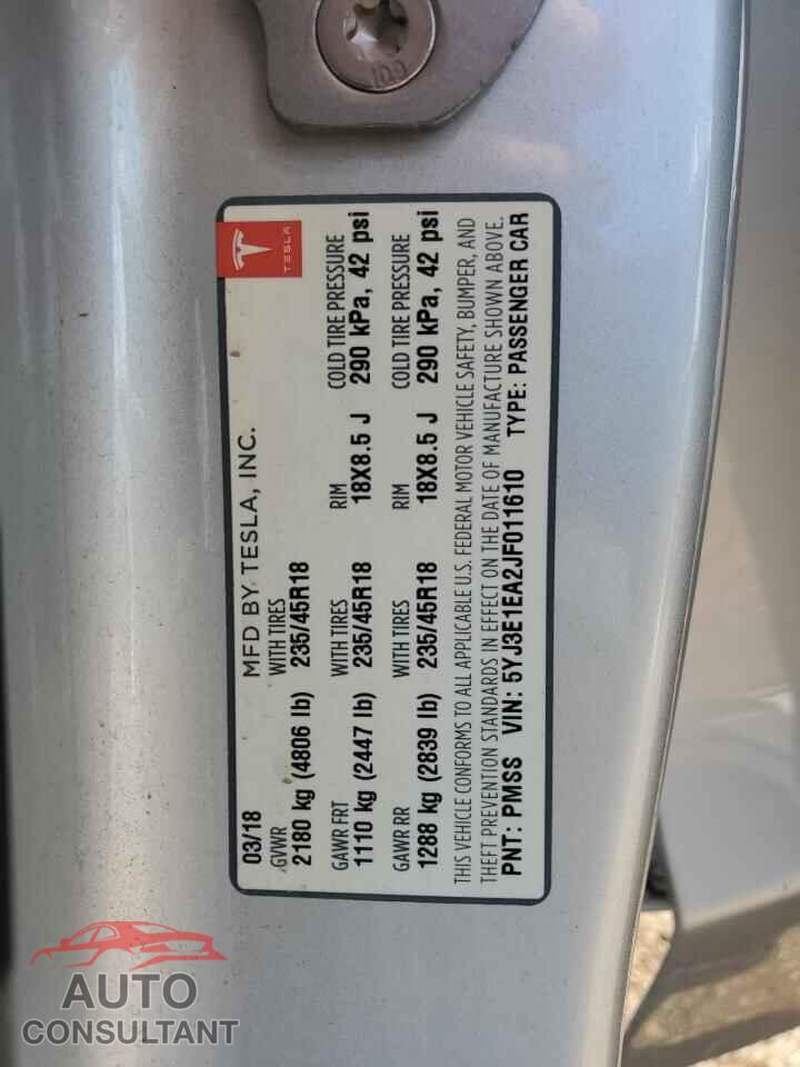 TESLA MODEL 3 2018 - 5YJ3E1EA2JF011610
