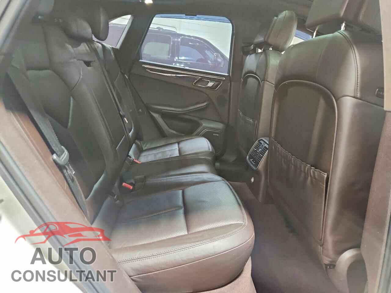 PORSCHE MACAN 2015 - WP1AF2A59FLB91366