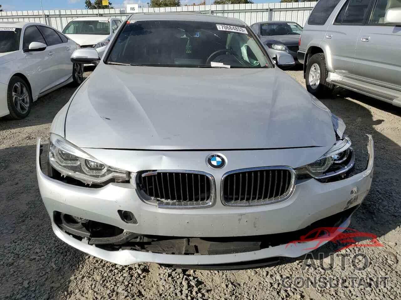 BMW 3 SERIES 2018 - WBA8E1G55JNU89122