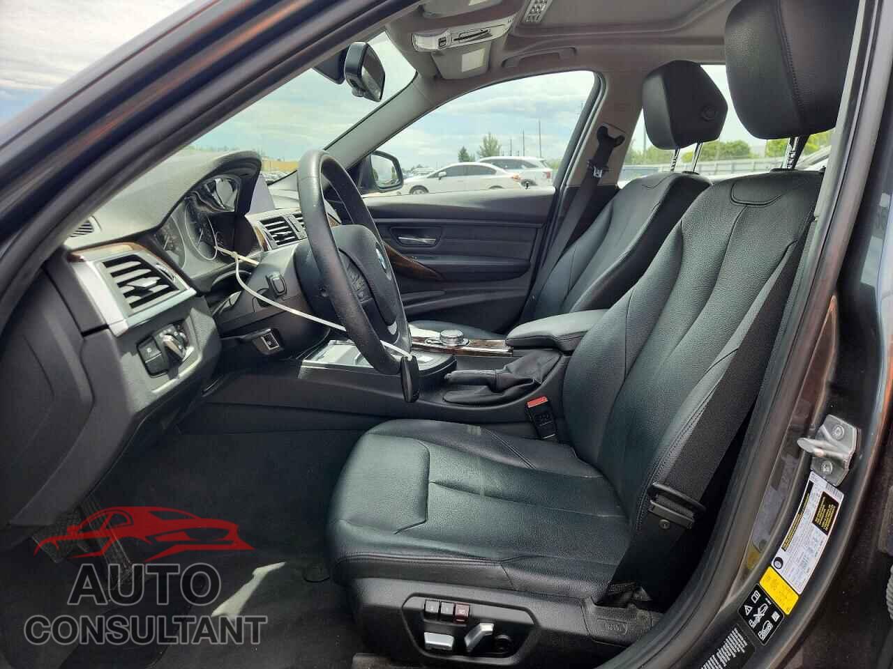 BMW 3 SERIES 2016 - WBA8E5G51GNU20511