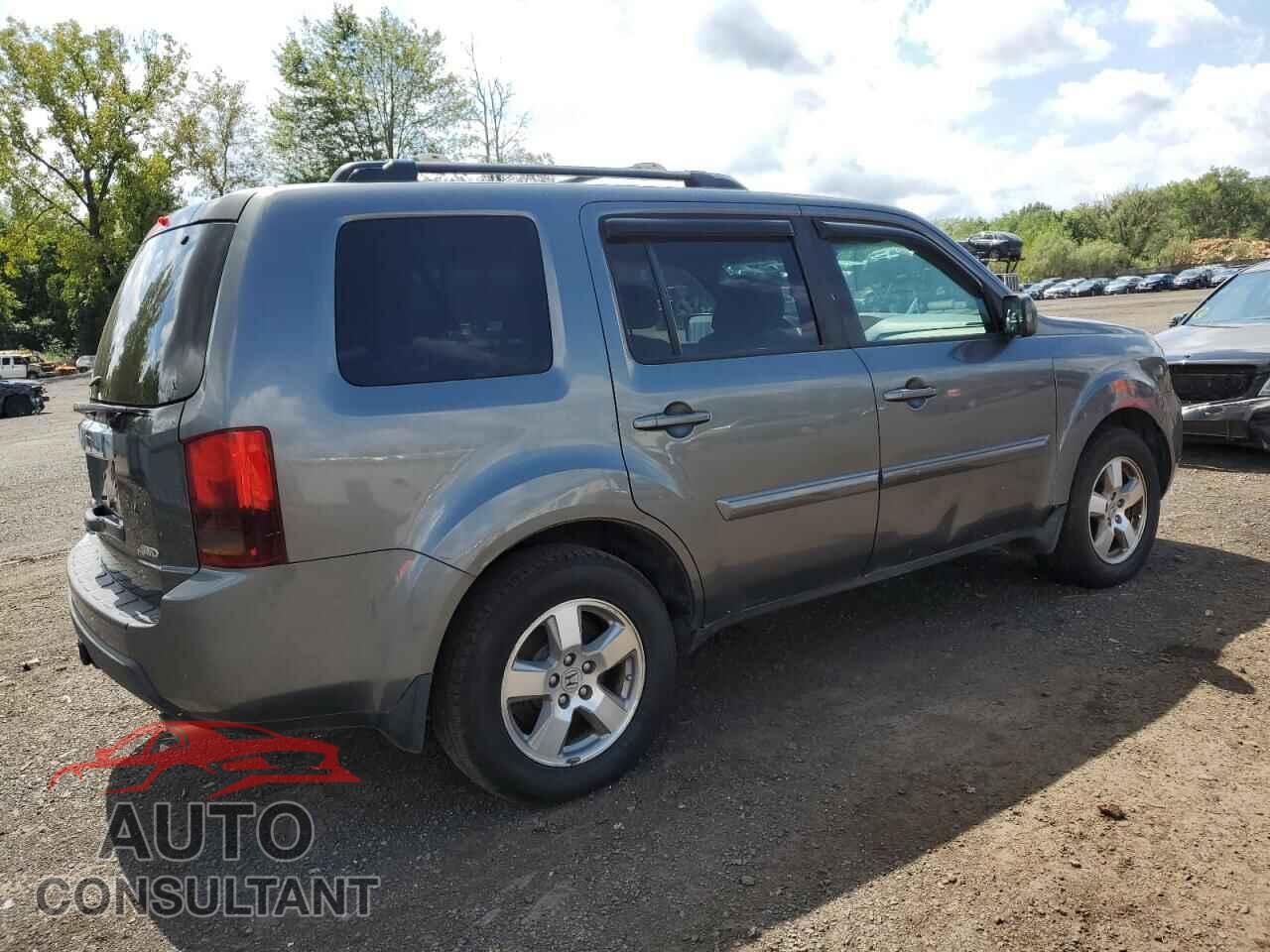 HONDA PILOT 2011 - 5FNYF4H5XBB052474