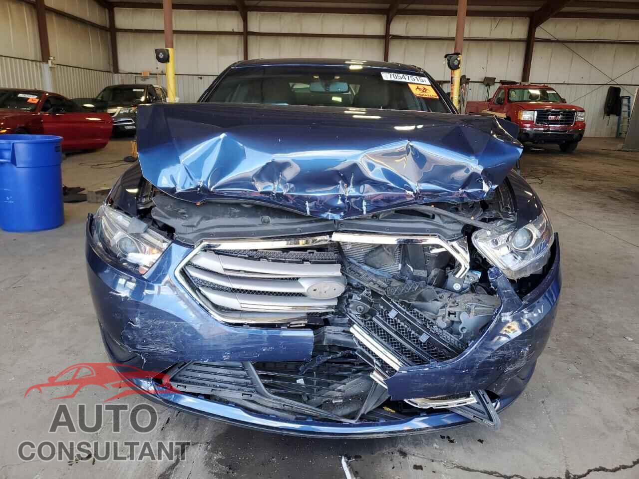 FORD TAURUS 2017 - 1FAHP2E80HG138686
