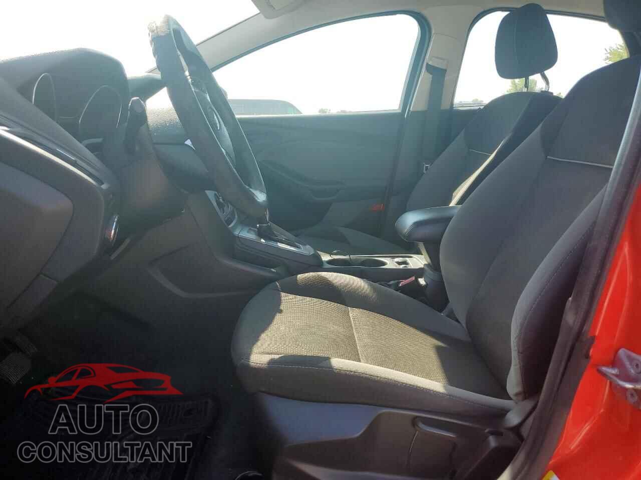 FORD FOCUS 2012 - 1FAHP3F20CL238111