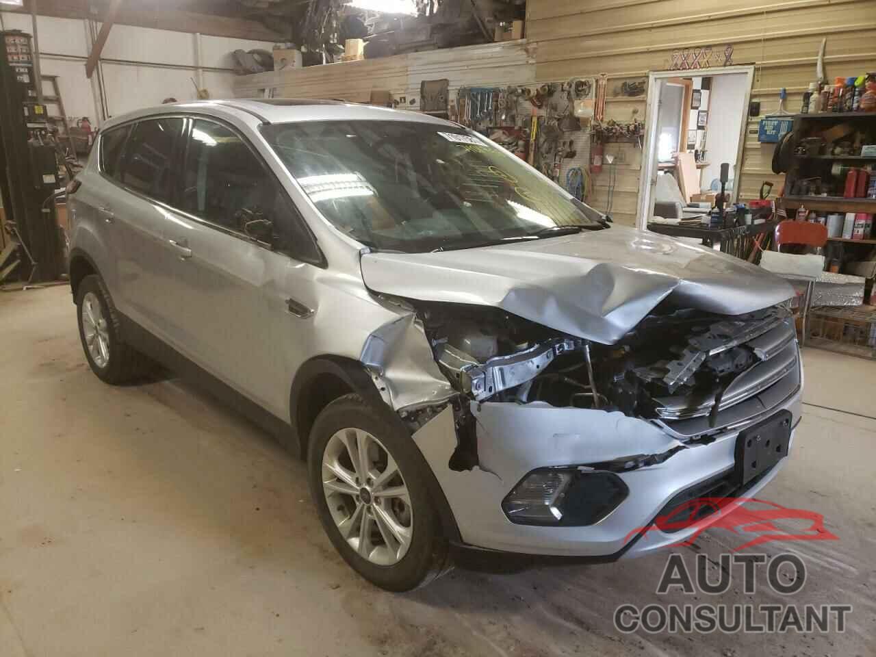 FORD ESCAPE 2017 - 1FMCU9G96HUE36720
