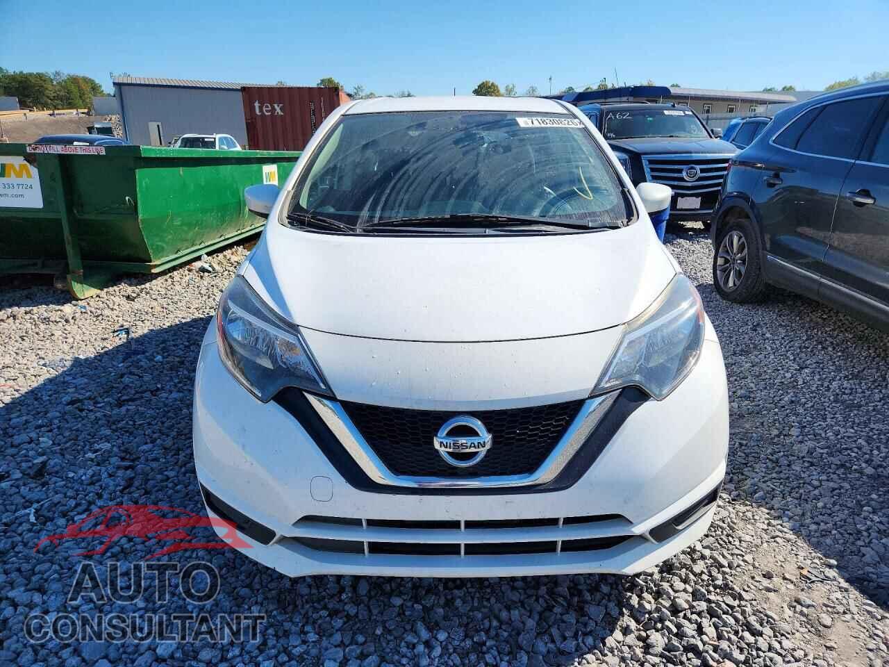 NISSAN VERSA 2018 - 3N1CE2CPXJL357552