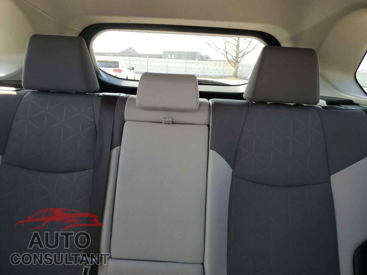 TOYOTA RAV4 2019 - JTMP1RFV4KD025644