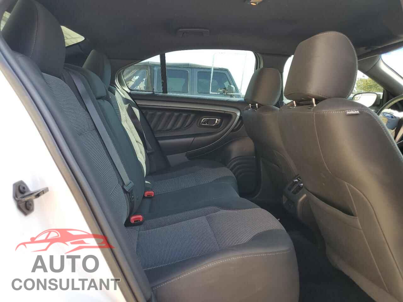 FORD TAURUS 2015 - 1FAHP2E86FG177327