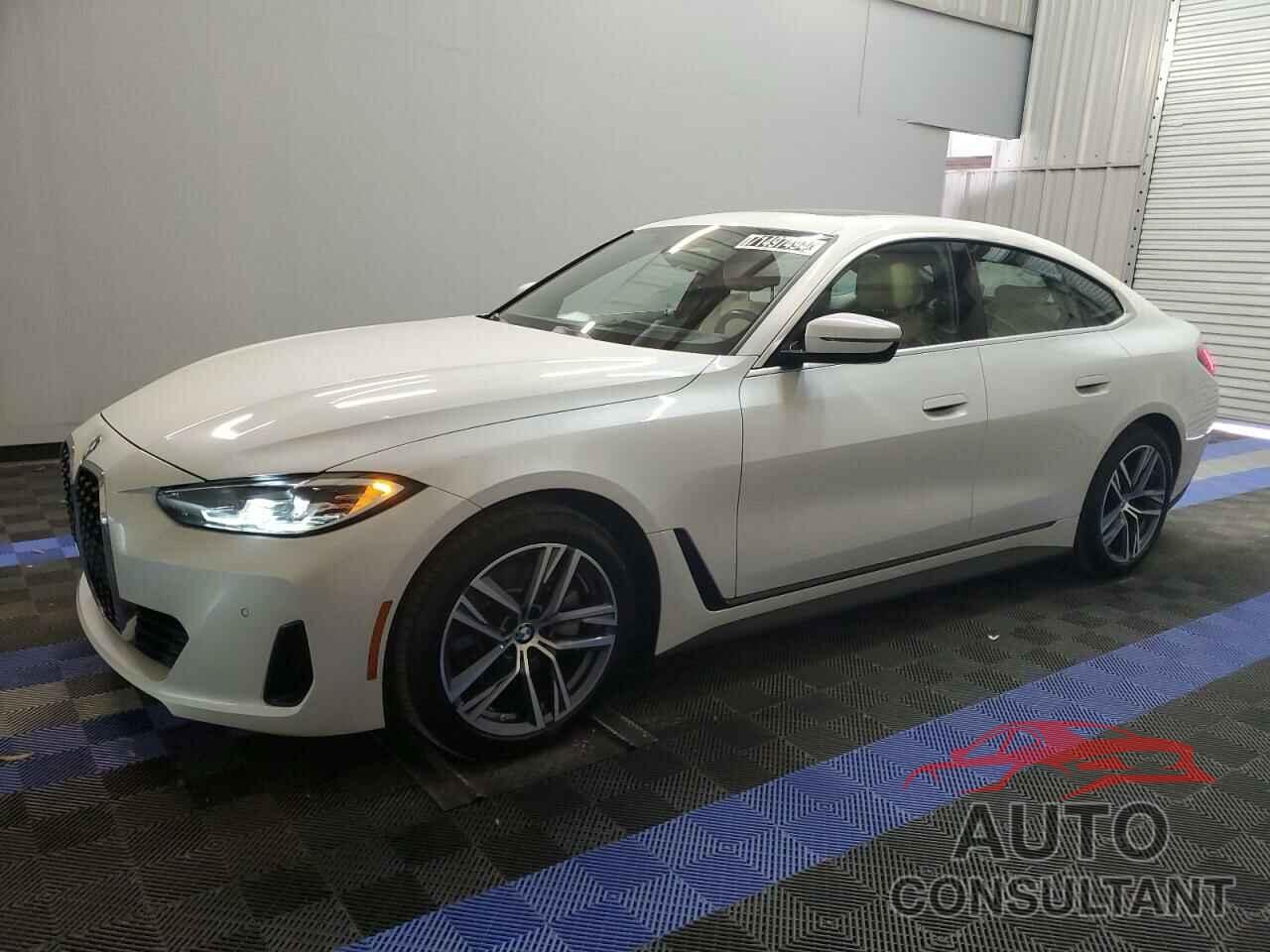 BMW 4 SERIES 2024 - WBA63AV07RFR53876