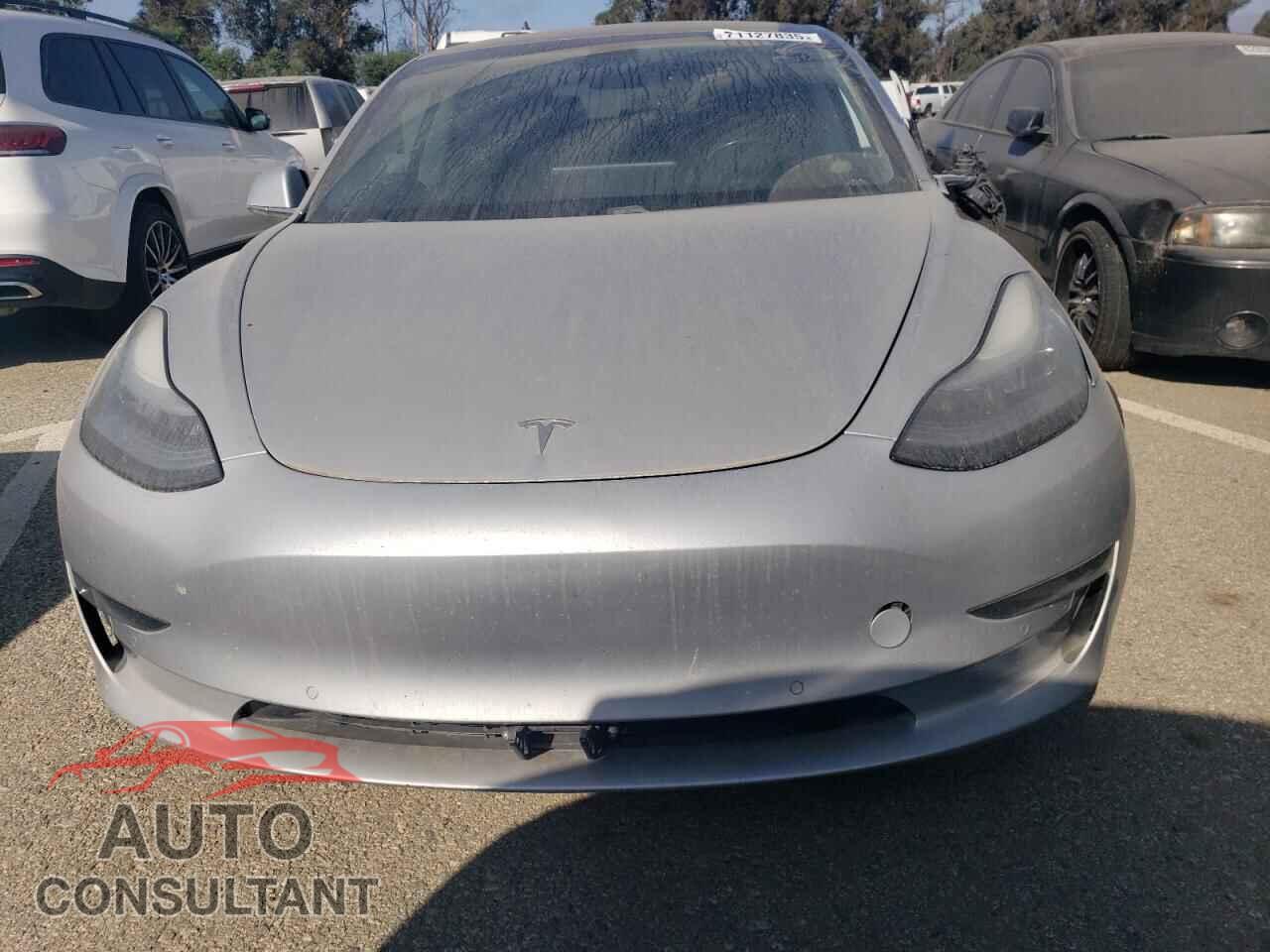 TESLA MODEL 3 2018 - 5YJ3E1EB0JF083446