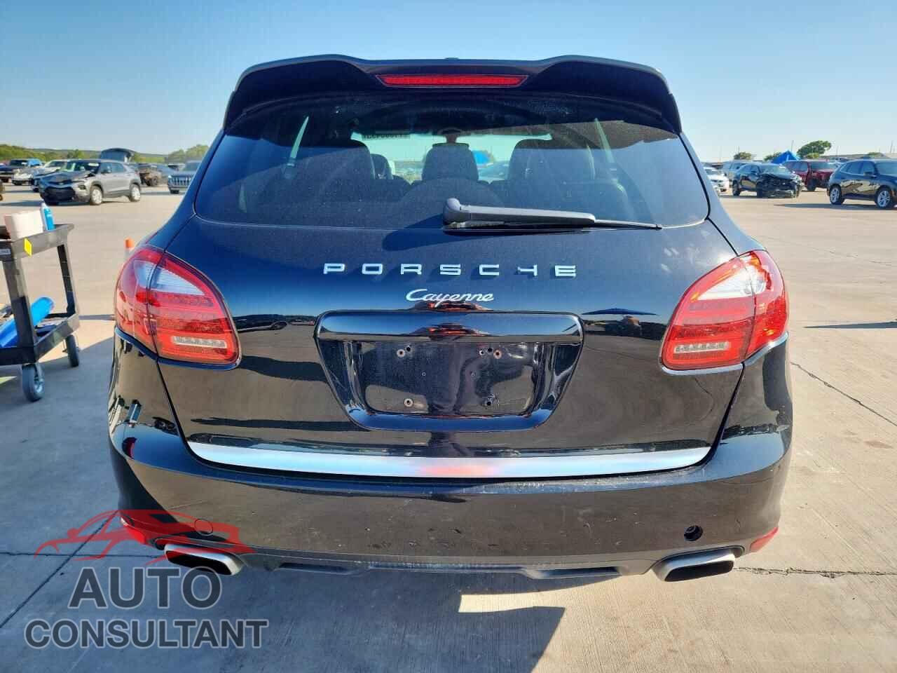 PORSCHE CAYENNE 2014 - WP1AA2A21ELA01918