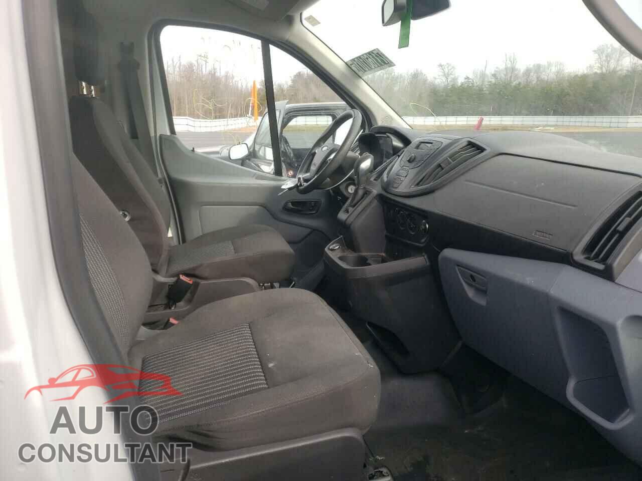 FORD TRANSIT CO 2019 - 1FTYR1YM0KKB35220