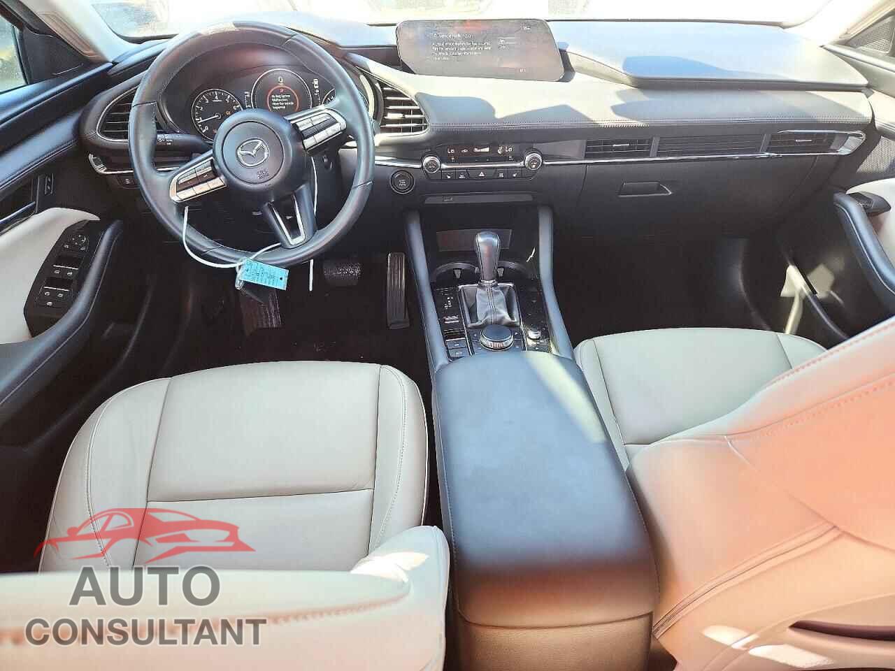 MAZDA 3 2021 - JM1BPACL0M1313744