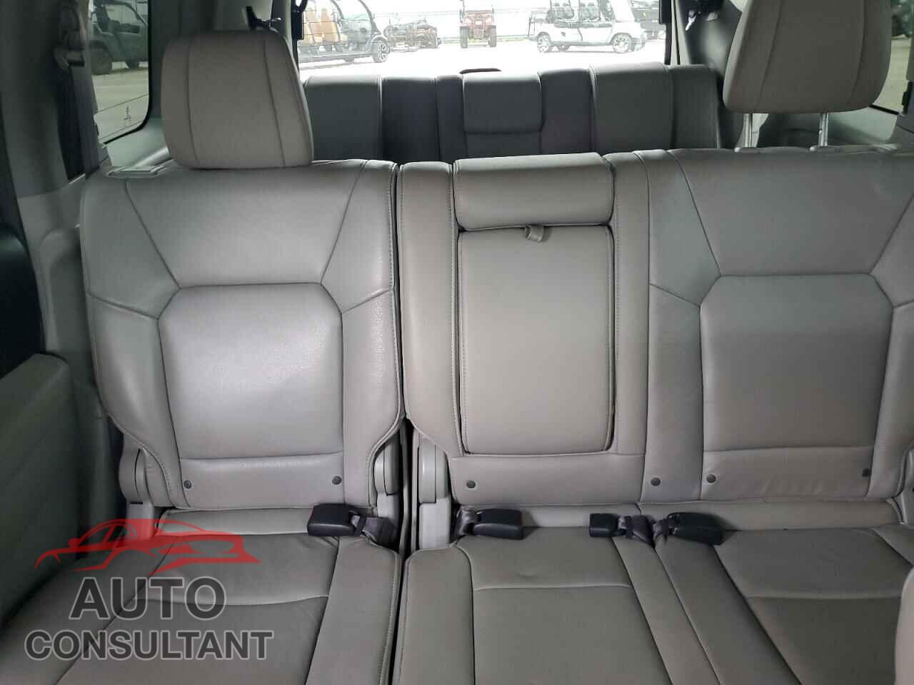 HONDA PILOT 2015 - 5FNYF3H54FB031961