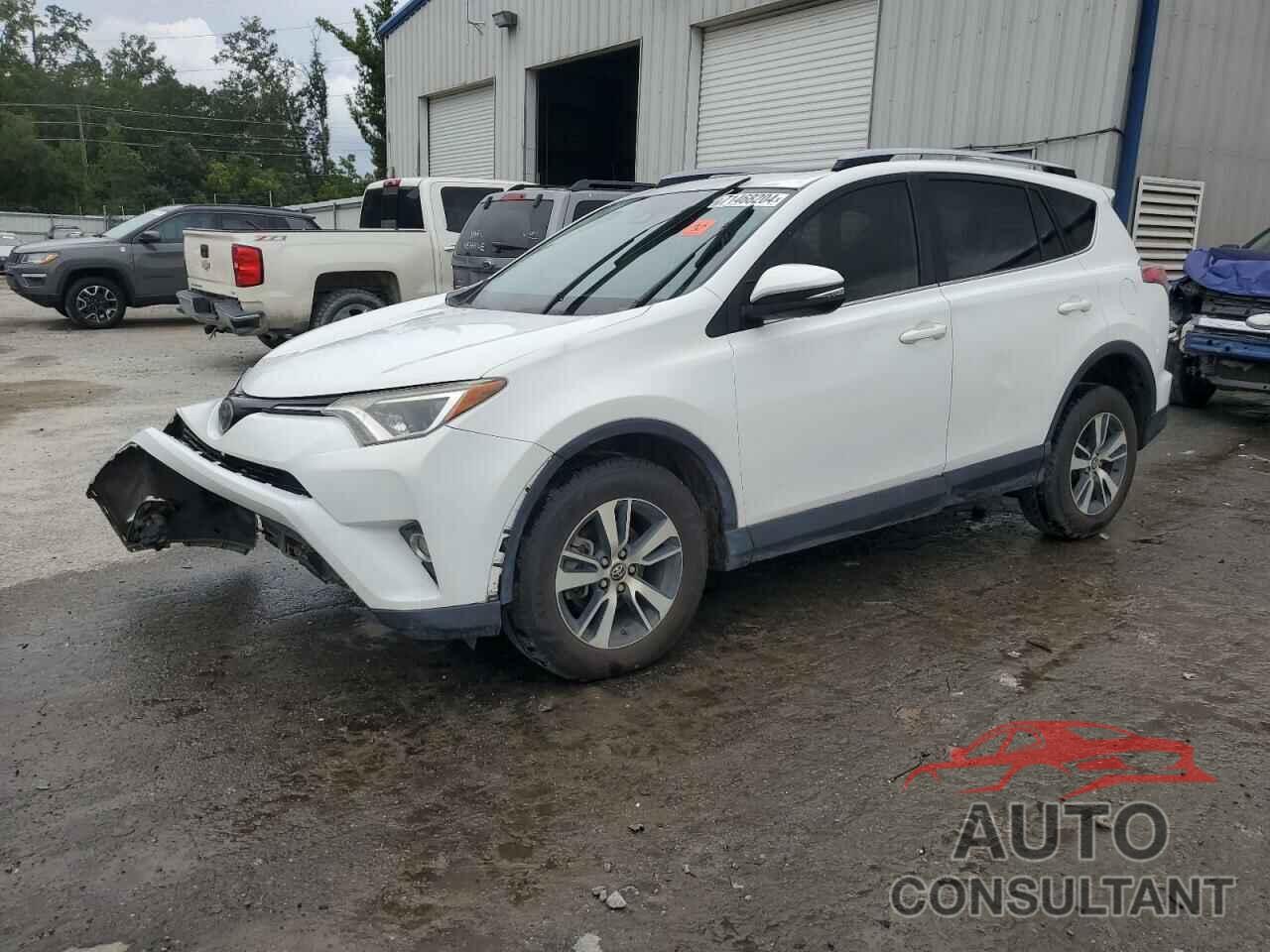 TOYOTA RAV4 2017 - JTMWFREVXHD092983