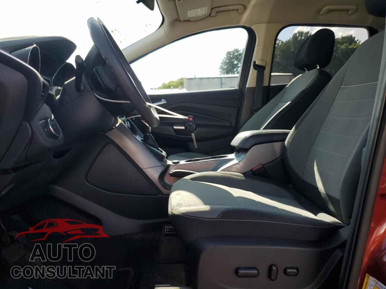FORD ESCAPE 2014 - 1FMCU9GX8EUE04720
