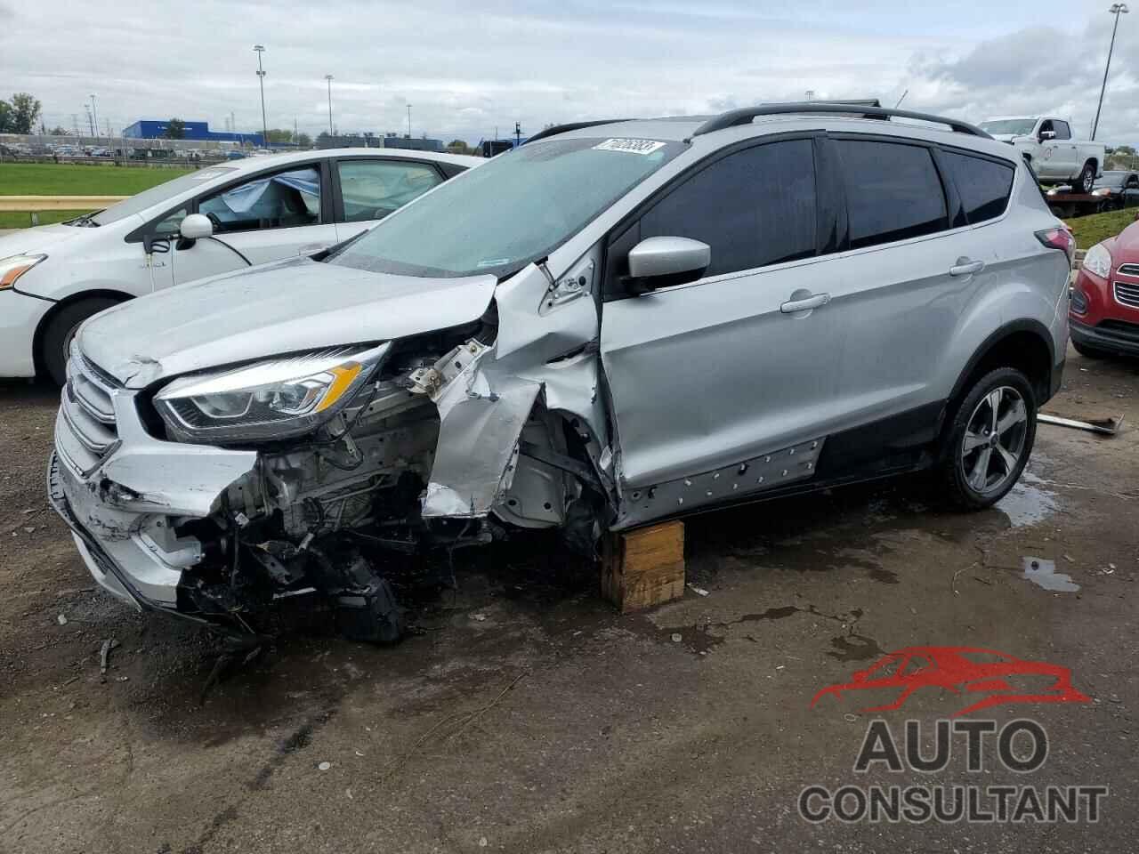 FORD ESCAPE 2017 - 1FMCU9G99HUA78349