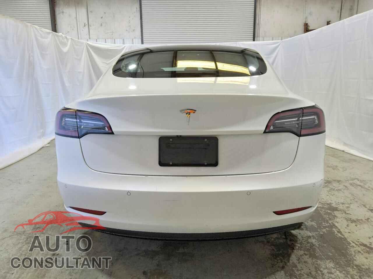 TESLA MODEL 3 2022 - 5YJ3E1EA7NF188076