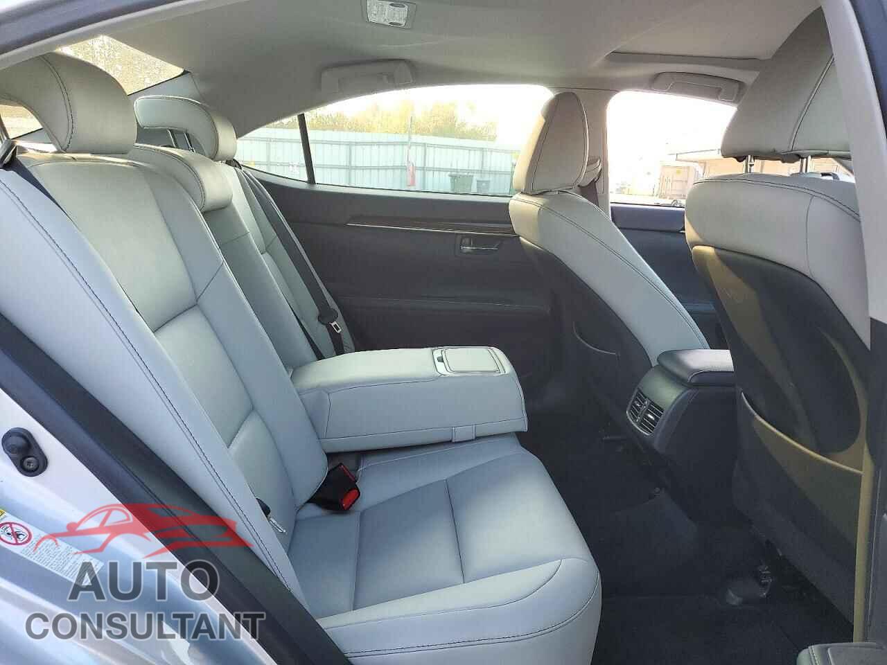 LEXUS ES350 2013 - JTHBK1GG4D2083954