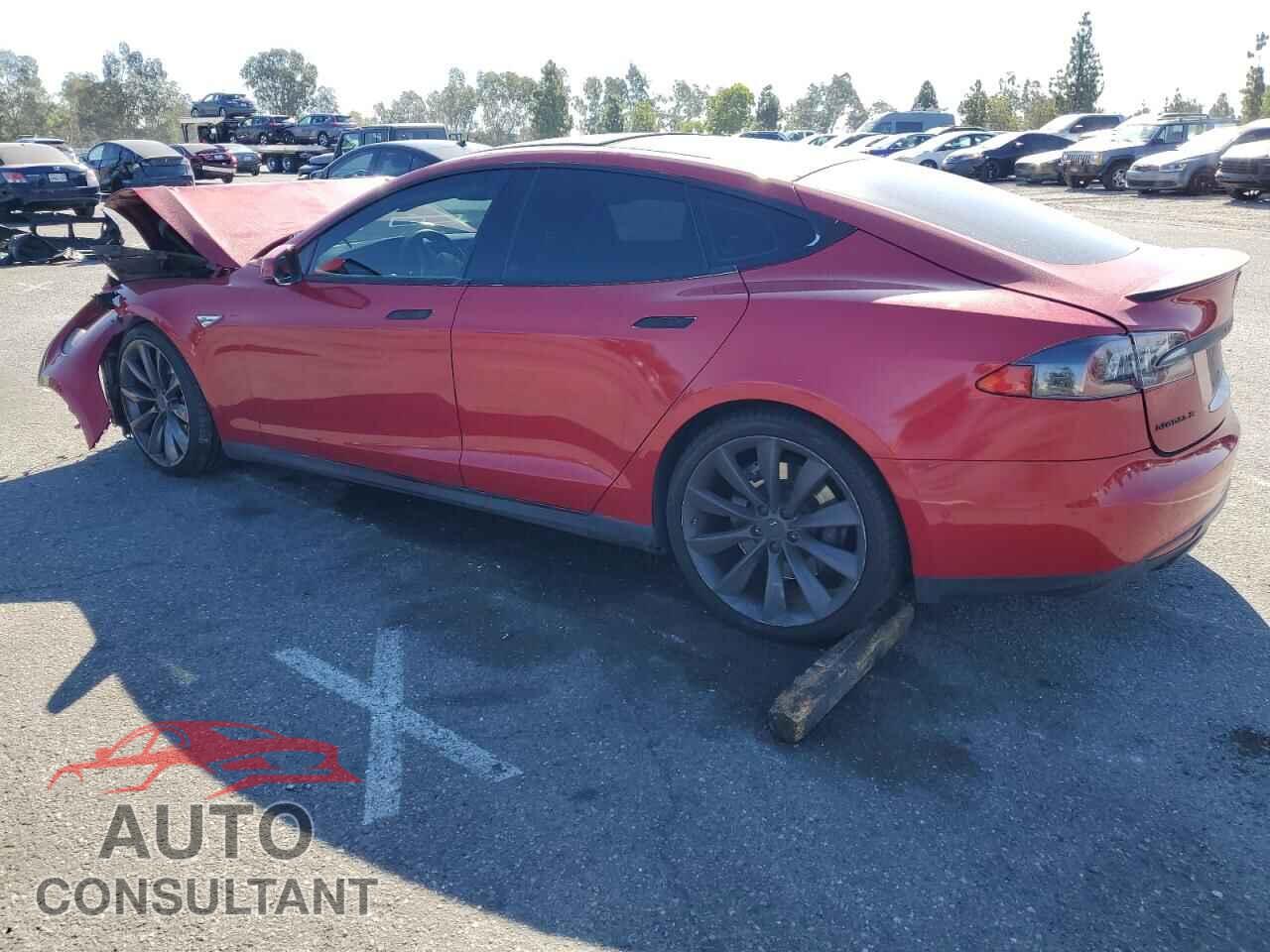 TESLA MODEL S 2015 - 5YJSA1H21FF088813