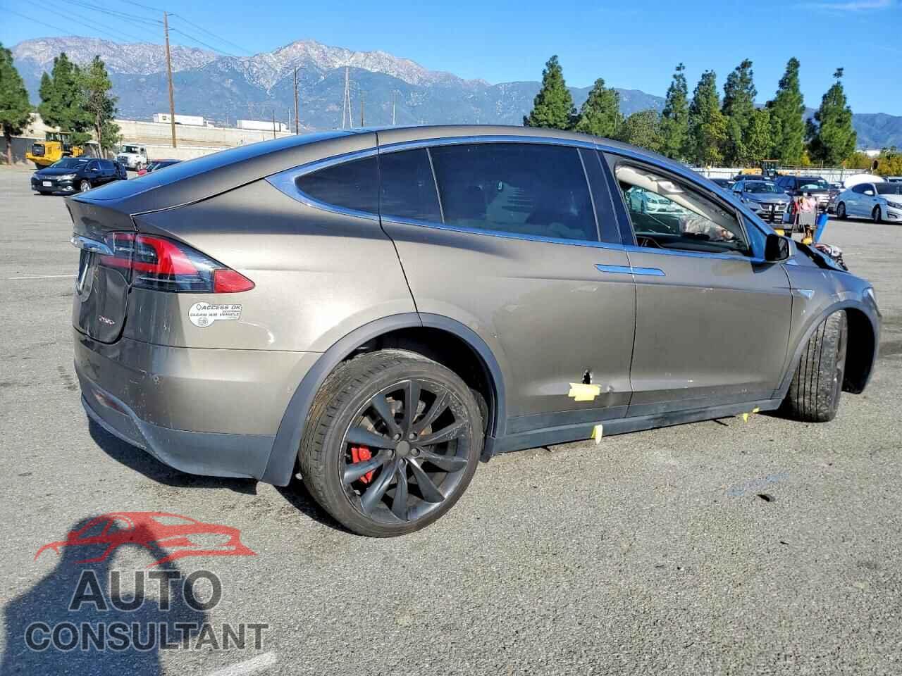 TESLA MODEL X 2016 - 5YJXCBE48GF016326