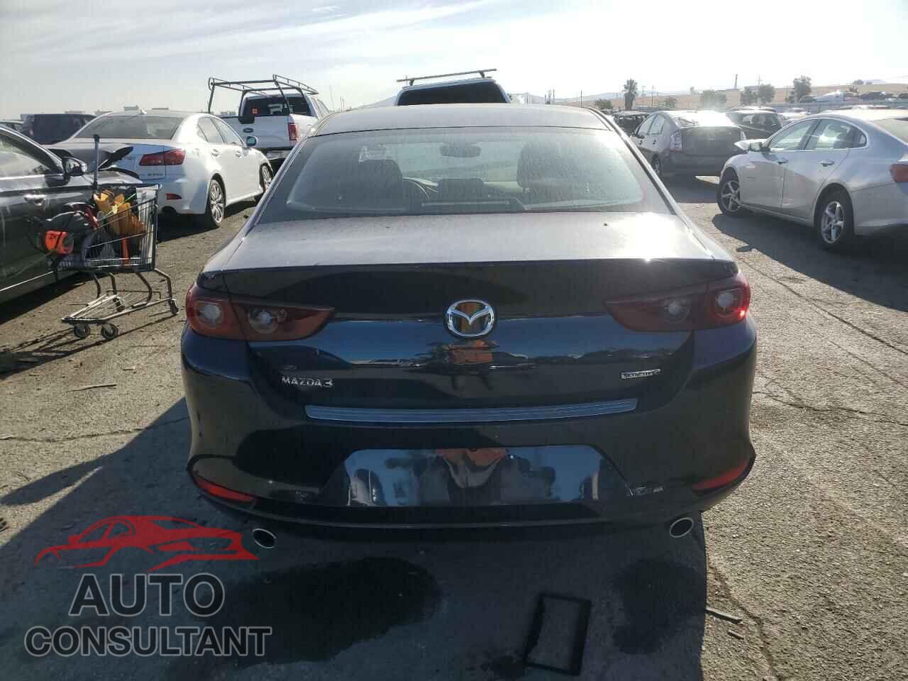 MAZDA 3 2023 - 3MZBPACM7PM379057