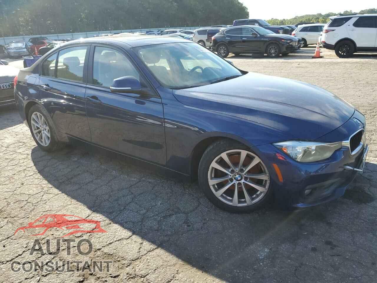 BMW 3 SERIES 2016 - WBA8E1G56GNU12123