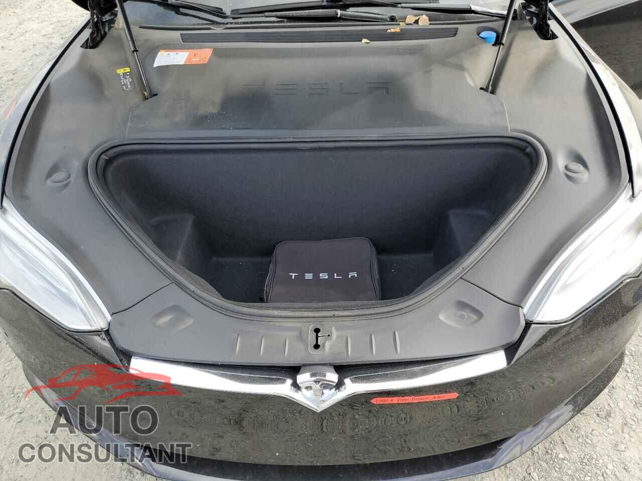 TESLA MODEL S 2018 - 5YJSA1E23JF259266