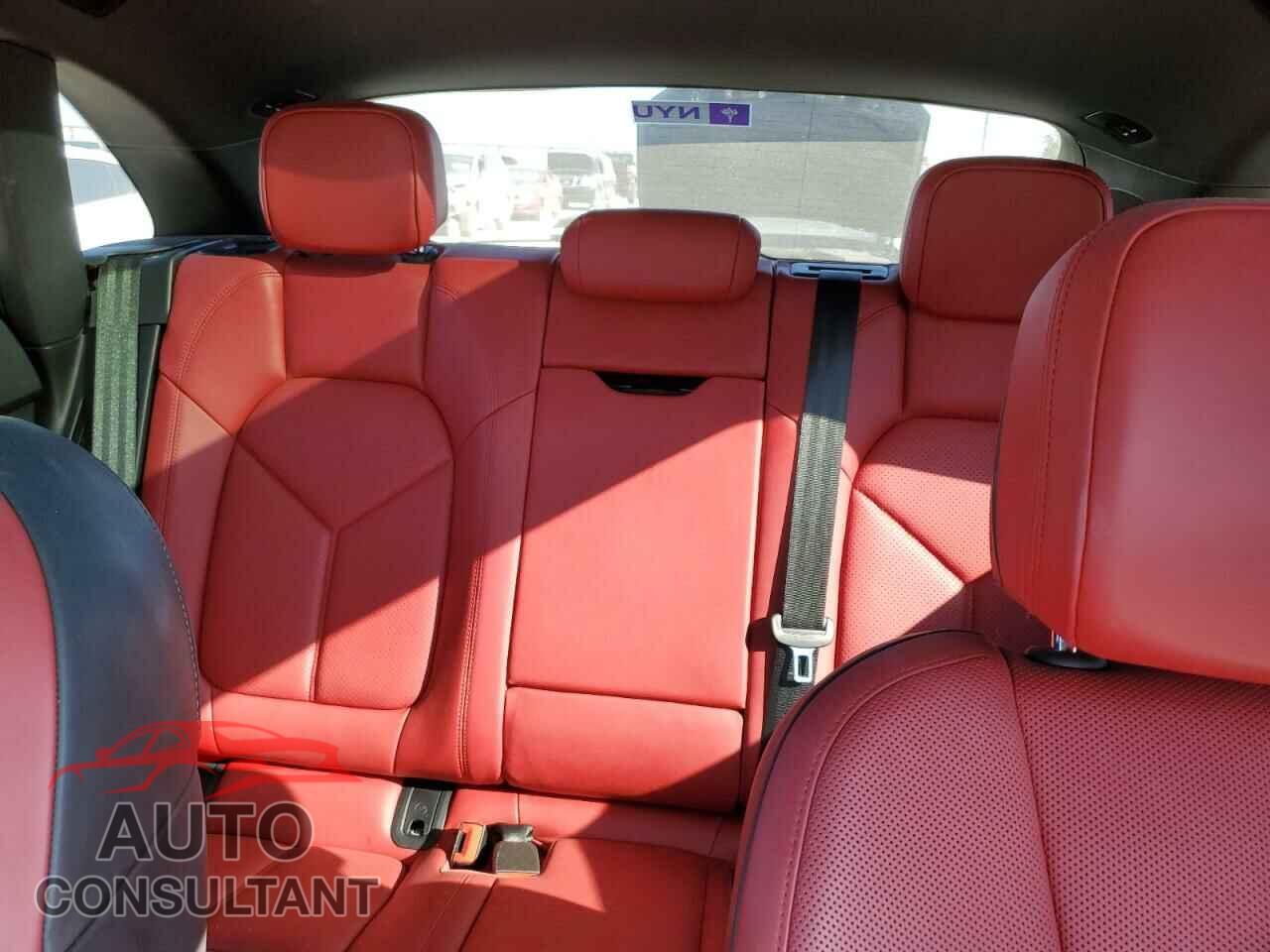 PORSCHE MACAN 2018 - WP1AB2A51JLB36804